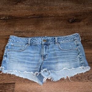 American Eagle Demin cutoff shorts size 14 EUC